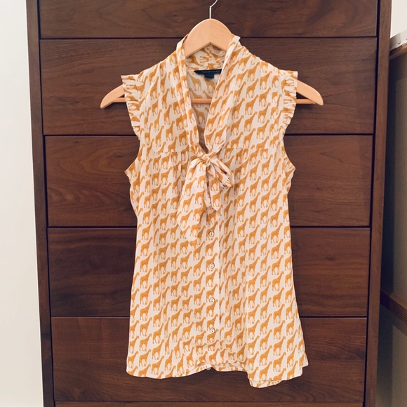 Tommy Hilfiger blouse with giraffe print - Picture 1 of 3